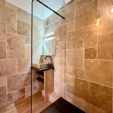 Splendide Loft Avec Jacuzzi Et Cinema - Cap D'agde אגדה